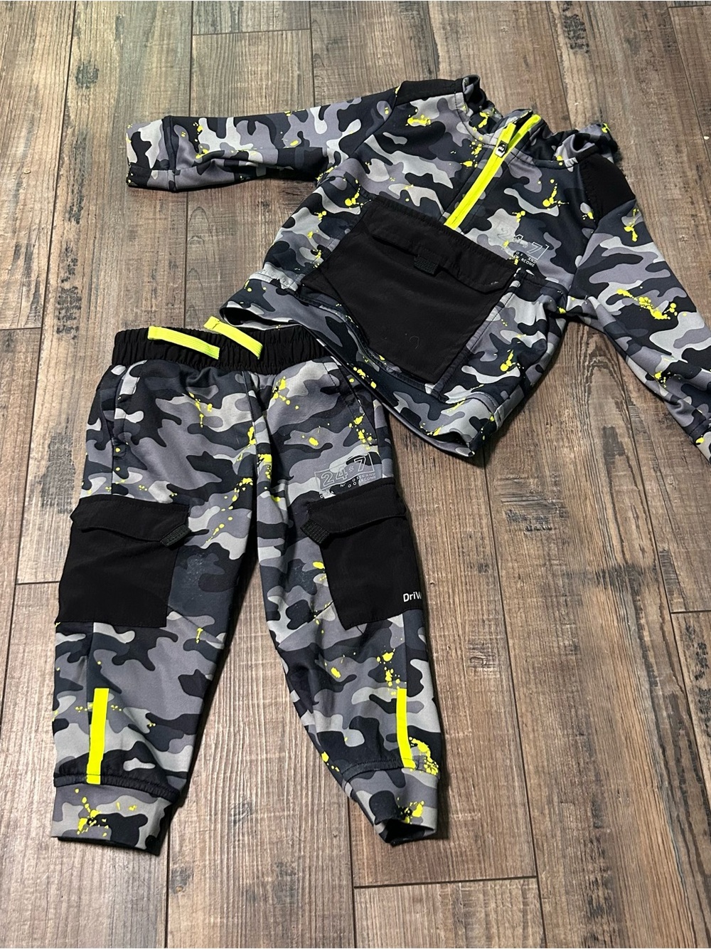 Toddler Boy Camouflage Camo and Black Sweatshirt Jogger Pants 2pcs Outfit